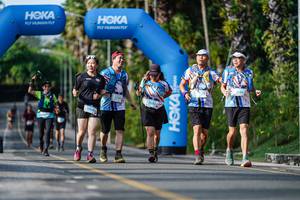 BIB: 1000, 1130, 135
                            <button type="button" onclick="openModal(22577646)" class="btn btn-primary btn-sm float-right btn-popup" data-toggle="modal" data-target=".modal-high-quality">
                        <i class="fas fa-shopping-cart"></i> Add to Cart
                    </button>
                                            <button type="button" onclick="isThisMe(22577646, true)" class="btn btn-success btn-sm float-right btn-popup btn-isme hidden" data-toggle="tooltip" data-placement="bottom" title="นี่คือรูปของคุณใช่ไหม คลิกที่นี่เพื่อเอาเข้าอัลบั้ม">
                        <i class="fas fa-plus"></i> Add to album
                    </button>
                    <button type="button" onclick="isThisMe(22577646, false)" class="btn btn-warning btn-sm float-right btn-popup btn-isnotme hidden">
                        <i class="fas fa-ban"></i> Remove from album
                    </button>